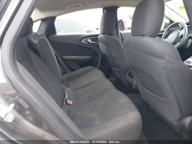Chrysler 200 Limited 2015 1C3CCCAB3FN717188 Image 8