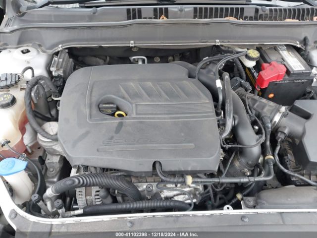 1FA6P0HD4F5120365 Ford FUSION SE