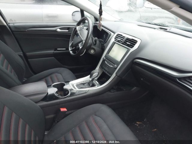 1FA6P0HD4F5120365 Ford FUSION SE