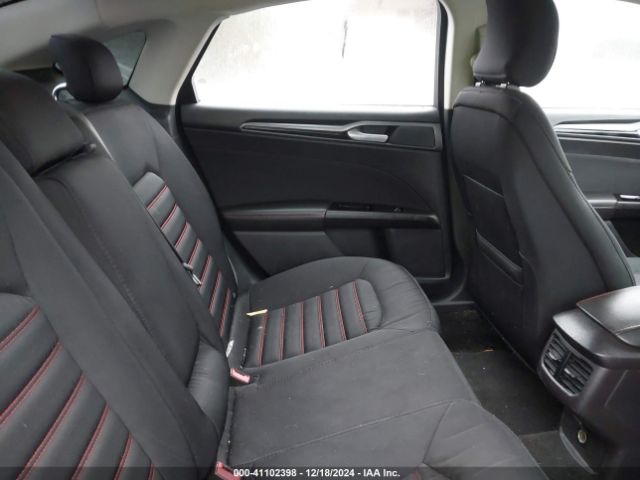 1FA6P0HD4F5120365 Ford FUSION SE