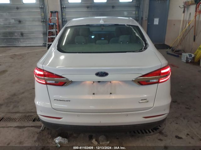 3FA6P0HD7KR230575 Ford FUSION SE