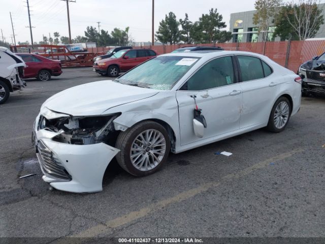 4T1B21HKXJU006621 Toyota Camry Hybrid Xle