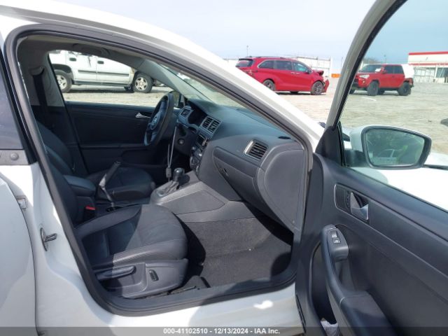 3VWD17AJ3EM417323 Volkswagen Jetta 1.8t Se