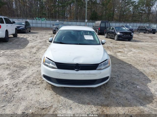 3VWD17AJ3EM417323 Volkswagen Jetta 1.8t Se