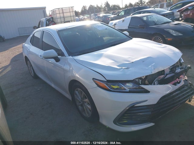 4T1R11AK6RU888622 Toyota CAMRY LE
