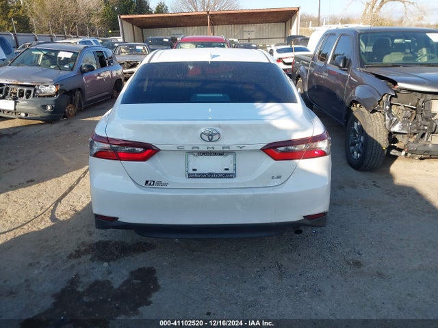 4T1R11AK6RU888622 Toyota CAMRY LE