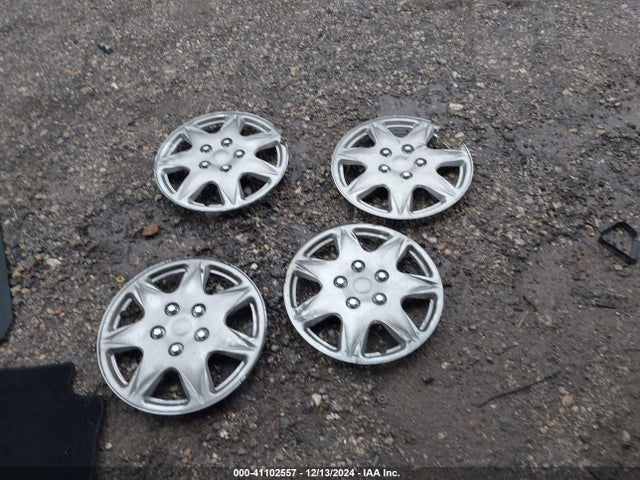 3FADP4TJ3HM156945 Ford FIESTA S