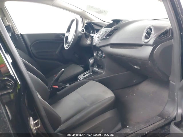 3FADP4TJ3HM156945 Ford FIESTA S