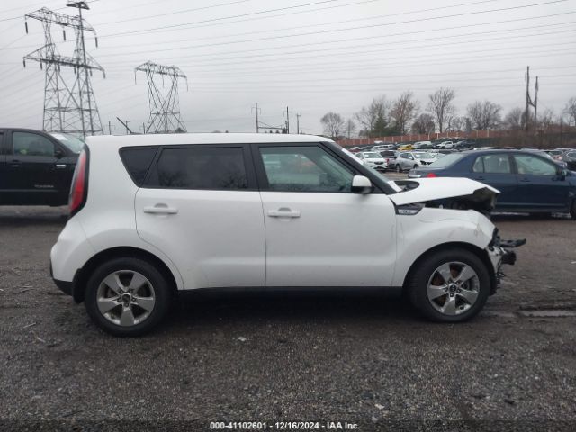 KNDJN2A2XJ7572834 KIA Soul