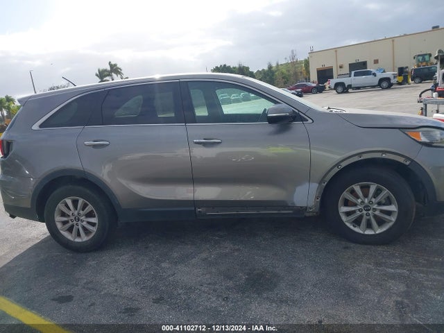 KIA Sorento 3.3l Lx 2019 5XYPG4A54KG487647 Image 13