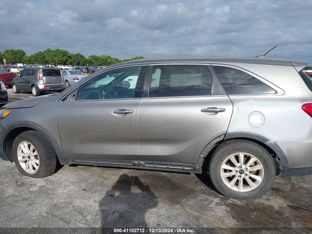 KIA Sorento 3.3l Lx 2019 5XYPG4A54KG487647 Image 14