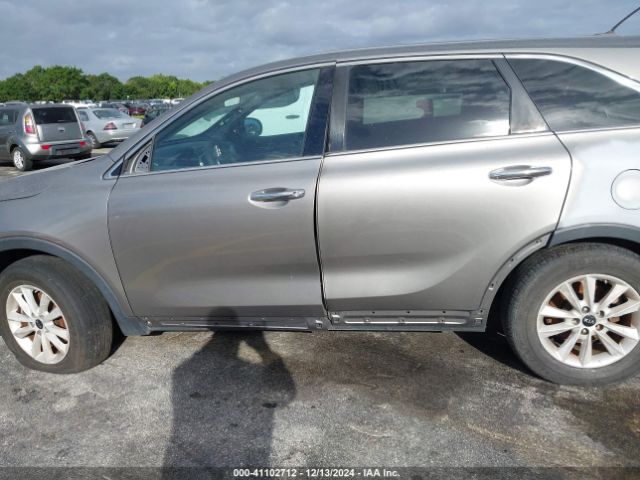 KIA Sorento 3.3l Lx 2019 5XYPG4A54KG487647 Image 17