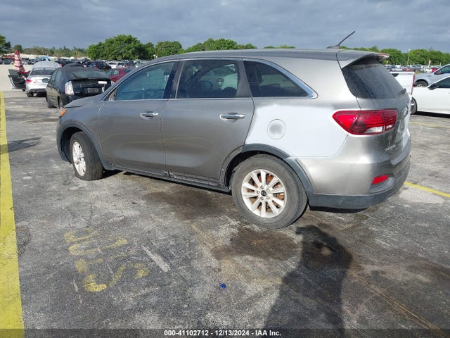 KIA Sorento 3.3l Lx 2019 5XYPG4A54KG487647 Image 3