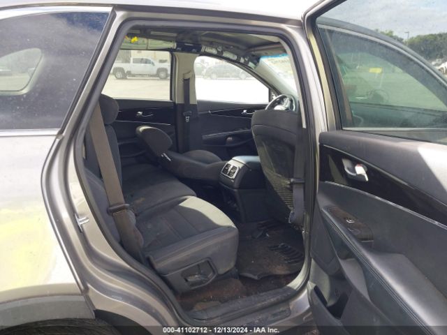 KIA Sorento 3.3l Lx 2019 5XYPG4A54KG487647 Image 8