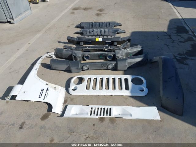 1C4HJWDG7JL925997 Jeep Wrangler Jk Unlimited Sport S 4x4