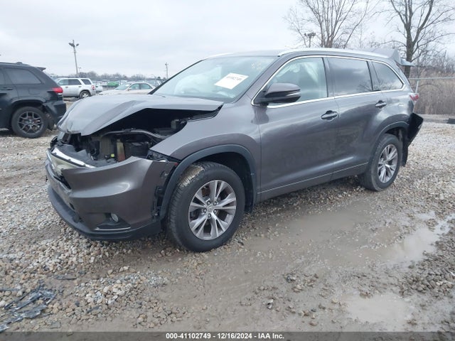Toyota Highlander Xle V6 2015 5TDJKRFH1FS142105 Image 2