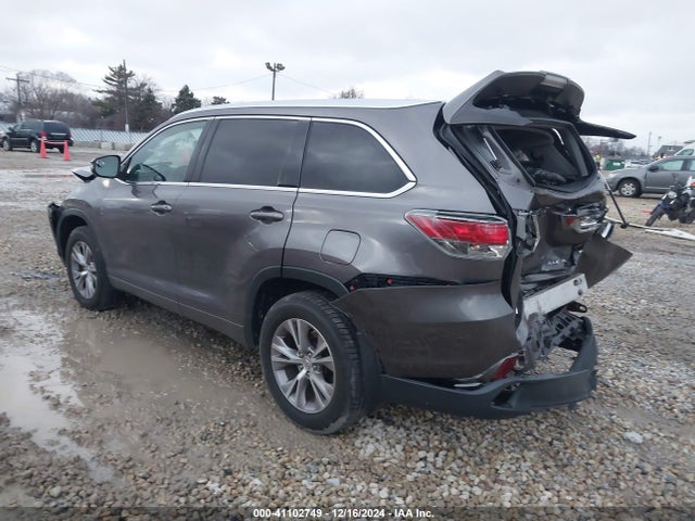 Toyota Highlander Xle V6 2015 5TDJKRFH1FS142105 Image 3