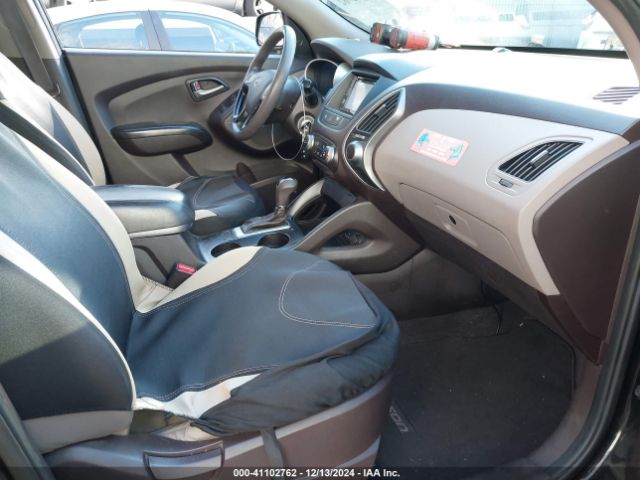 KM8JT3AF9FU992281 Hyundai TUCSON GLS