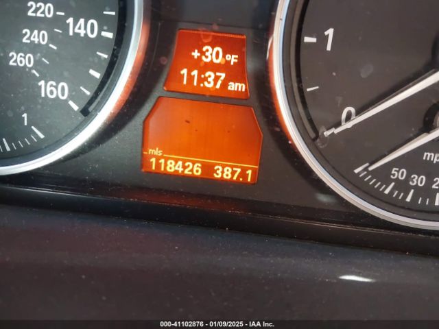 2010 BMW 550I WBANW5C52ACT57234 Photo 6
