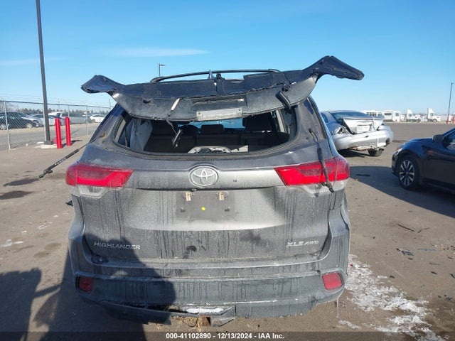 Toyota Highlander Xle 2019 5TDJZRFH4KS614657 Image 17
