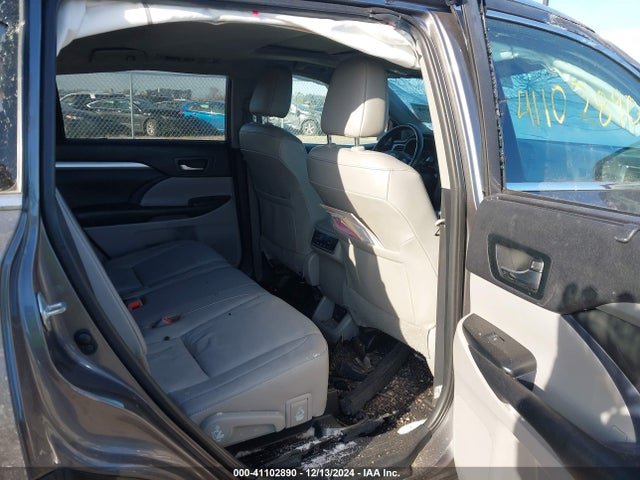 Toyota Highlander Xle 2019 5TDJZRFH4KS614657 Image 8