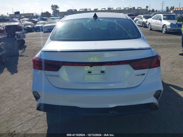 3KPF54AD8RE785389 KIA Forte Gt-line