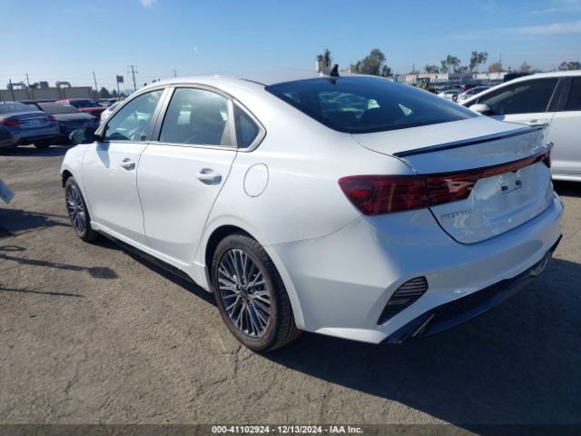 3KPF54AD8RE785389 KIA Forte Gt-line