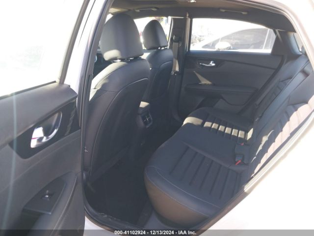 3KPF54AD8RE785389 KIA Forte Gt-line