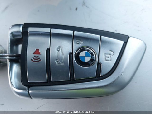 WBA7F0C5XKGM25771 BMW 750i