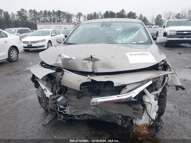 1G1ZD5ST9RF121502 Chevrolet Malibu Fwd 1lt
