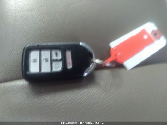 5FNYF6H97HB000484 Honda Pilot Touring