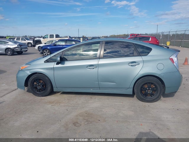 Toyota Prius 2014 JTDKN3DU4E1853947 Image 14