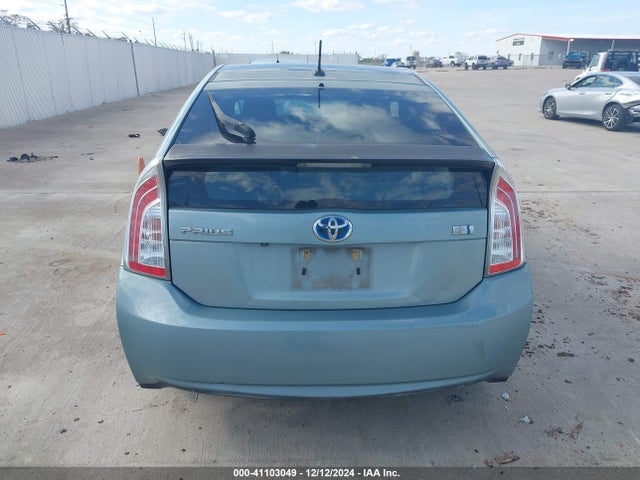 Toyota Prius 2014 JTDKN3DU4E1853947 Image 16