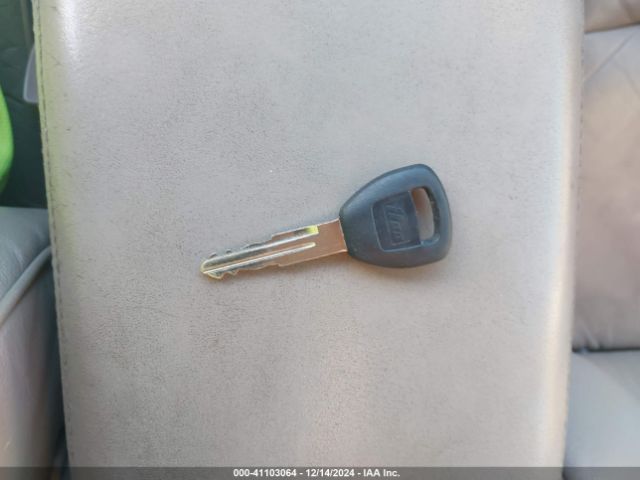 2003 ACURA RL JH4KA96543C002140 Photo 10