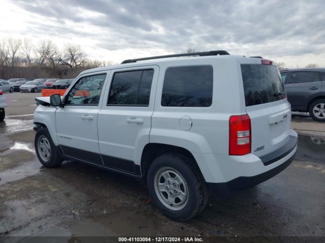 1C4NJPBA9HD149111 Jeep Patriot Sport Fwd