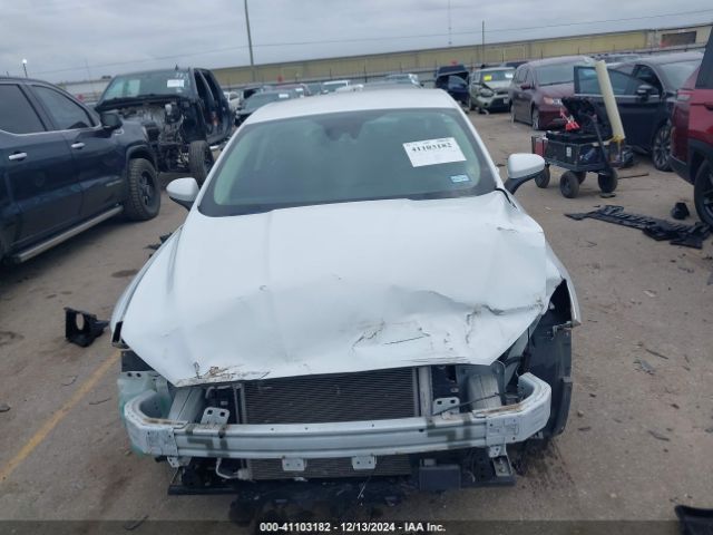 3FA6P0H72LR131965 Ford FUSION SE
