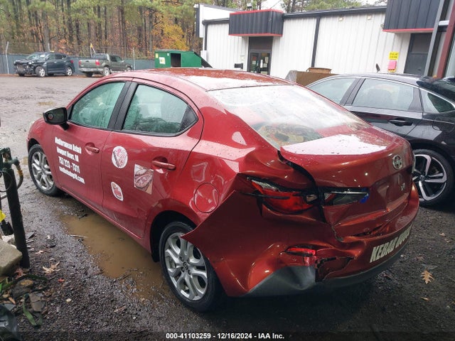 3MYDLBZV9GY114356 Scion IA