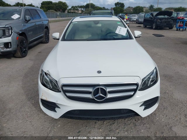 WDDZF4KB4KA560912 Mercedes-Benz E 300 4matic