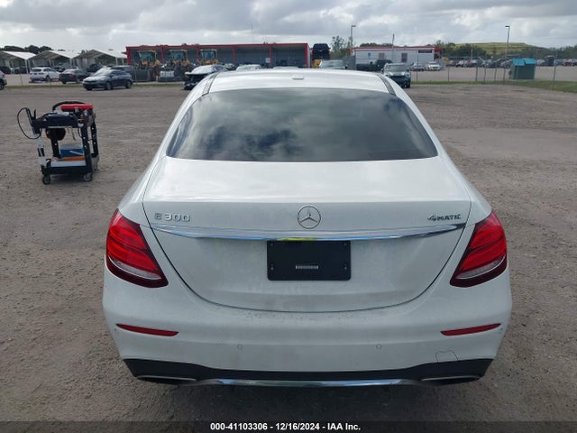 WDDZF4KB4KA560912 Mercedes-Benz E 300 4matic