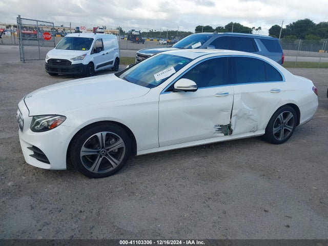 WDDZF4KB4KA560912 Mercedes-Benz E 300 4matic