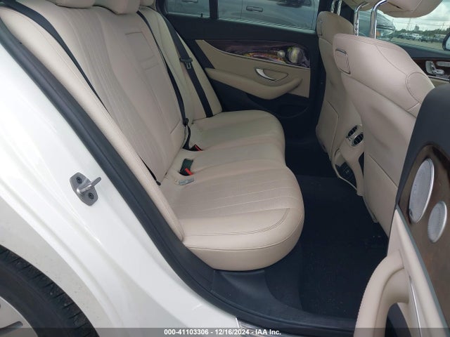 WDDZF4KB4KA560912 Mercedes-Benz E 300 4matic