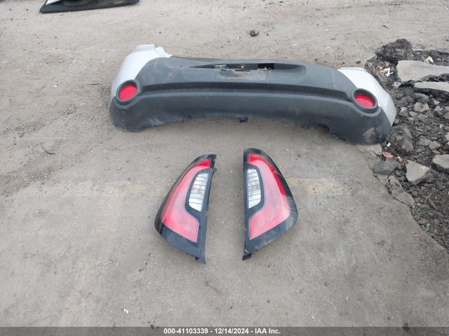 KIA SOUL + 2014 KNDJP3A52E7701990 Image 12