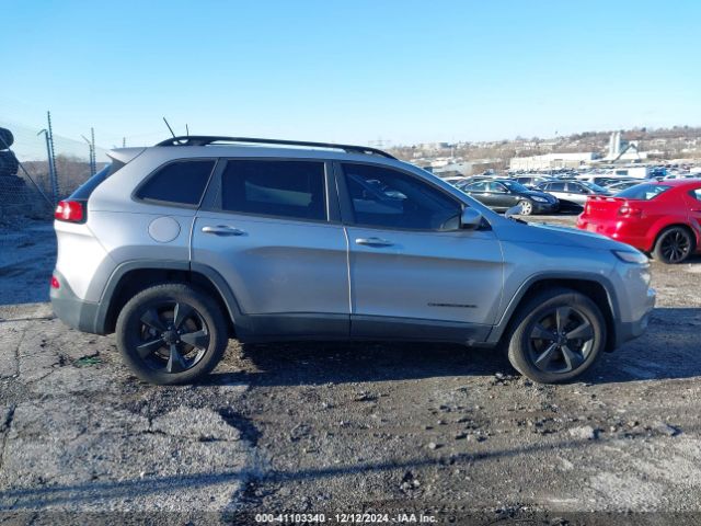 1C4PJMCS5FW755859 Jeep Cherokee Latitude Altitude