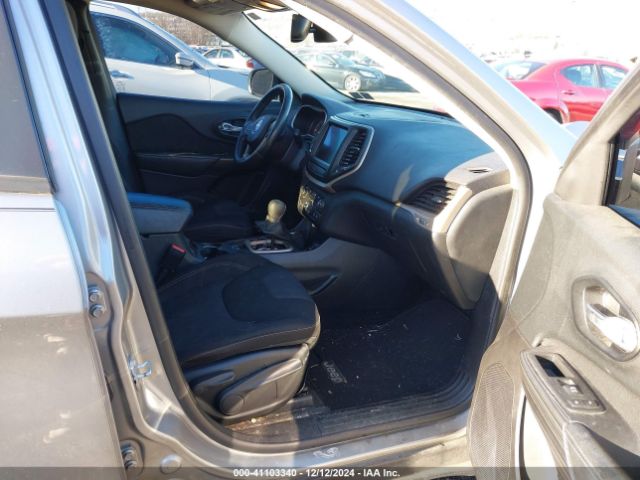 1C4PJMCS5FW755859 Jeep Cherokee Latitude Altitude