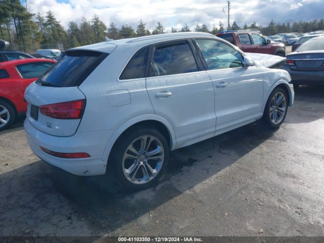 WA1JCCFSXJR022052 Audi Q3 2.0t Premium/2.0t Sport Premium