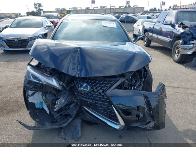 JTHX3JBHXM2044806 Lexus UX 200