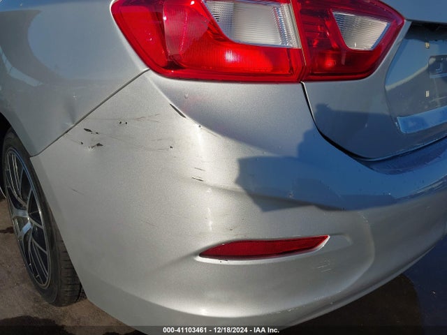1G1BC5SM8H7128706 Chevrolet Cruze Ls Auto