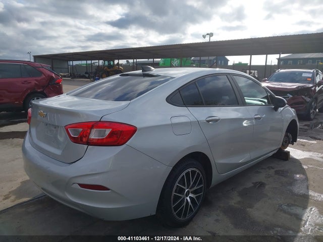 1G1BC5SM8H7128706 Chevrolet Cruze Ls Auto