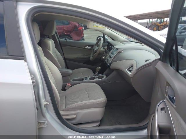 1G1BC5SM8H7128706 Chevrolet Cruze Ls Auto