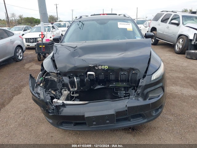 1C4PJLCB1GW108368 Jeep Cherokee Latitude